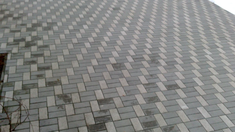 Hodinový manžel Ostrava - realizace dlažby